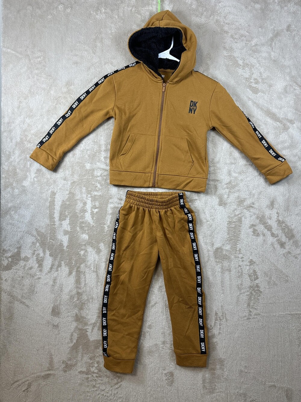 DKNY Hoodie Pants Set Boys 6 Brown Fleece Lined Tracksuit Joggers Logo